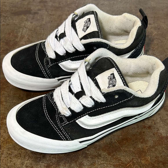 Vans Knu Skool Black and White Low-Top Skate Sneakers - Picture 5 of 14